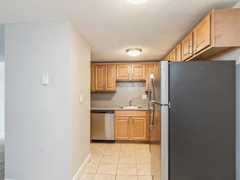 ReNew Taunton Apartment Collection — Photo 27