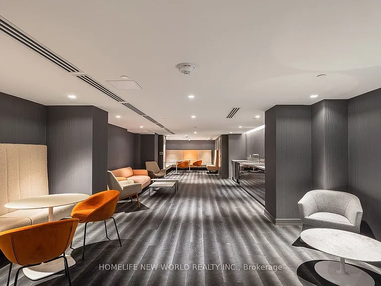 3 Gloucester St #4201 — Photo 10