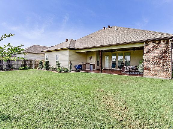 3rd image of 123 Turnmill Dr