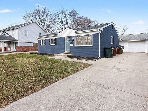 4th image of 47744 Roland St