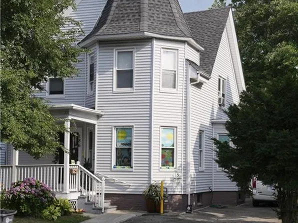 186 Reynolds Ave, Providence, RI 02905