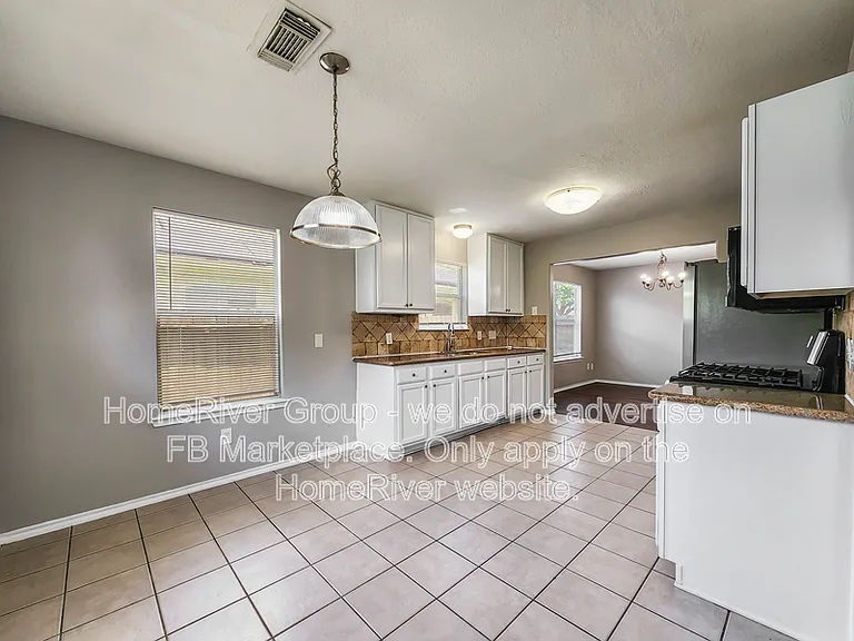 14007 Marners Ct — Photo 7