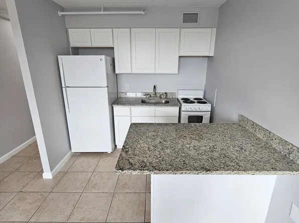 40 Abbott Ter #5F, Waterbury, CT 06702
