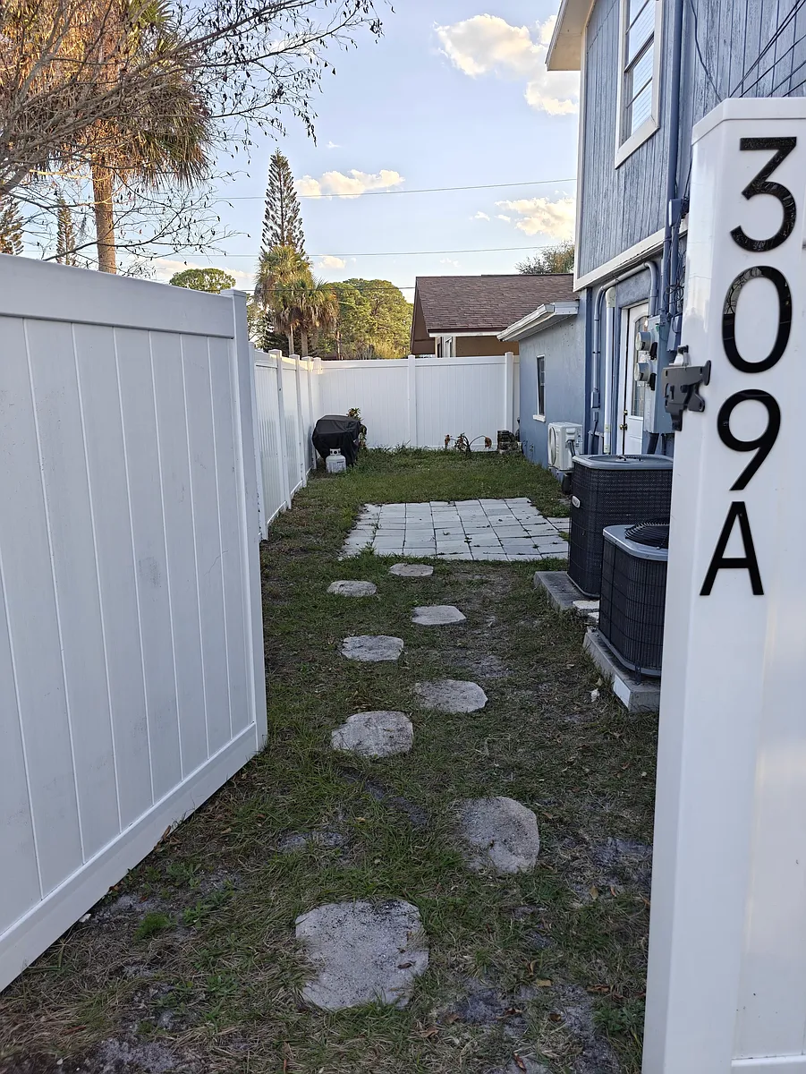 Private entrance to small front yard - 309 Parker Dr #309
