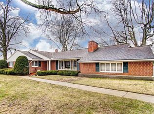 550 Jenny Ln, Dayton, OH 45459