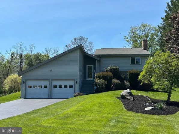 20603 Bluebird Ave, Hagerstown, MD 21742