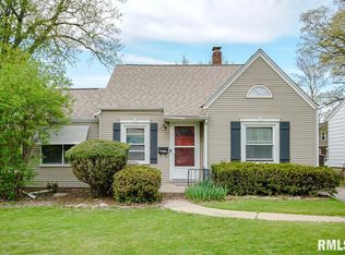 1609 W Circle Rd, Peoria, IL 61604