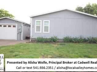 468 Hiatt St, Lebanon, OR 97355