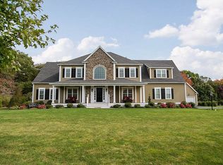 1 Iarussi Way, Medway, MA 02053