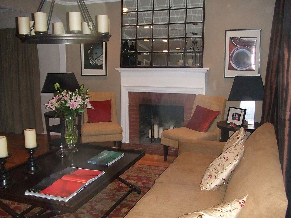 2nd image of 4520 Elm Ave