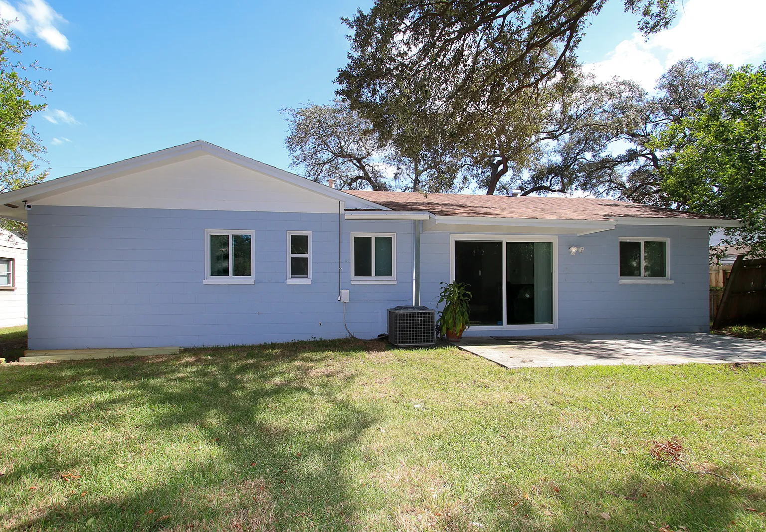 USF Hideaway - 1 — Photo 4