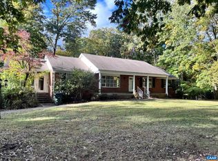 710 Chapel Hill Rd, Charlottesville, VA 22901