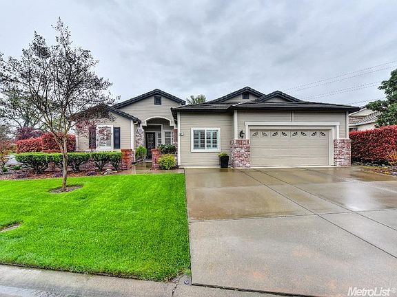 5th image of 501 Twain Ct