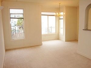 Living :: 2130 Beach 204