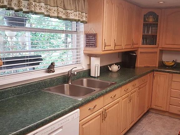 4th image of 3725 Dovehollow Dr