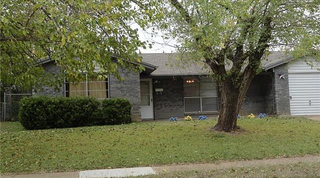 1st image of 312 Westwood Dr