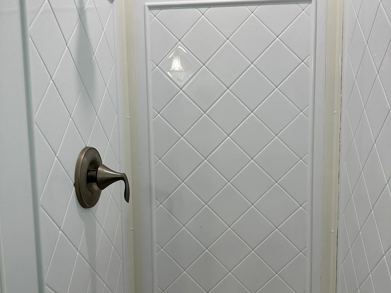 Studio, 750 sqft, $800 — Photo 4