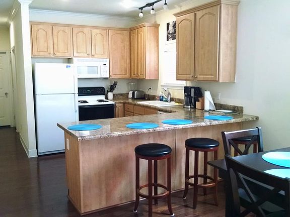 Kitchen and Bar