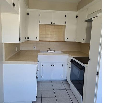 4th image of 3701 Fernwood Ave APT D