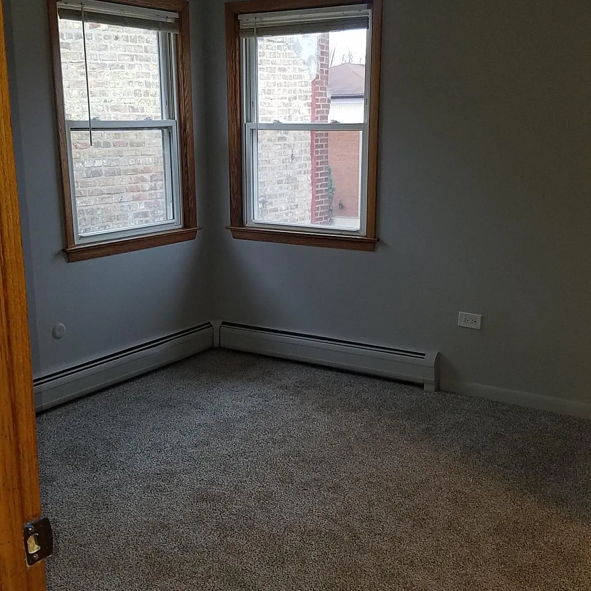 2 bed, 1300 sqft, $1,700 — Photo 4