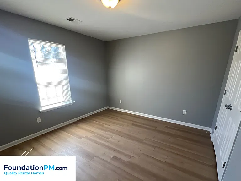 388 McFarland Dr — Photo 13