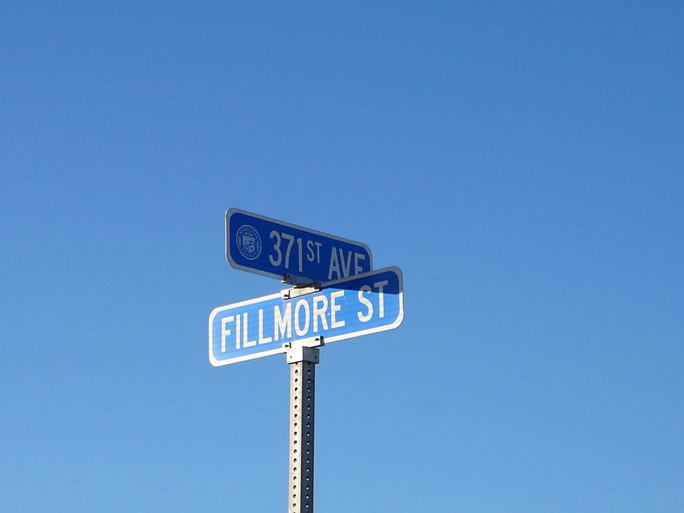 2nd image of 817 N 373rd Ave