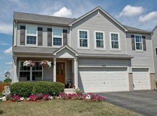 862 Black Cherry Ln, Round Lake Heights, IL 60073