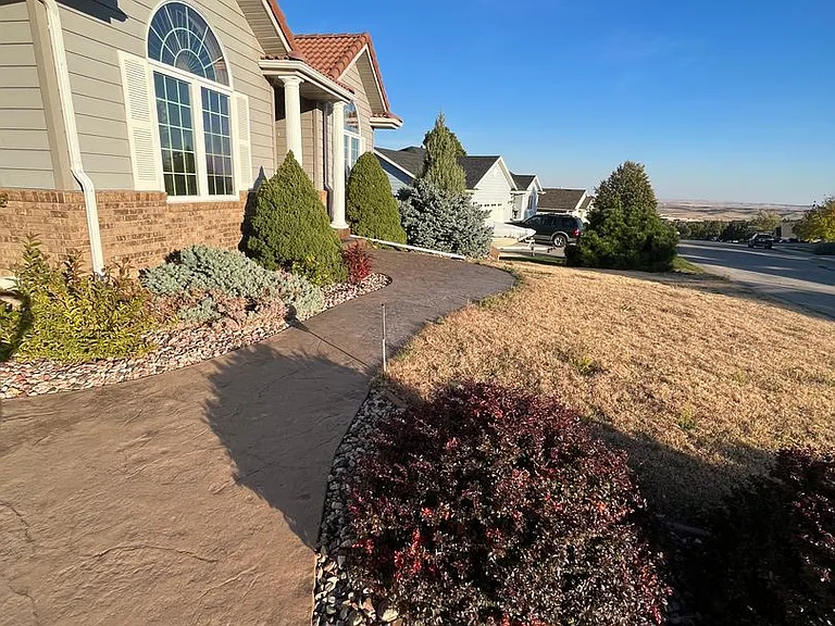 1124 Alta Vista Dr — Photo 4