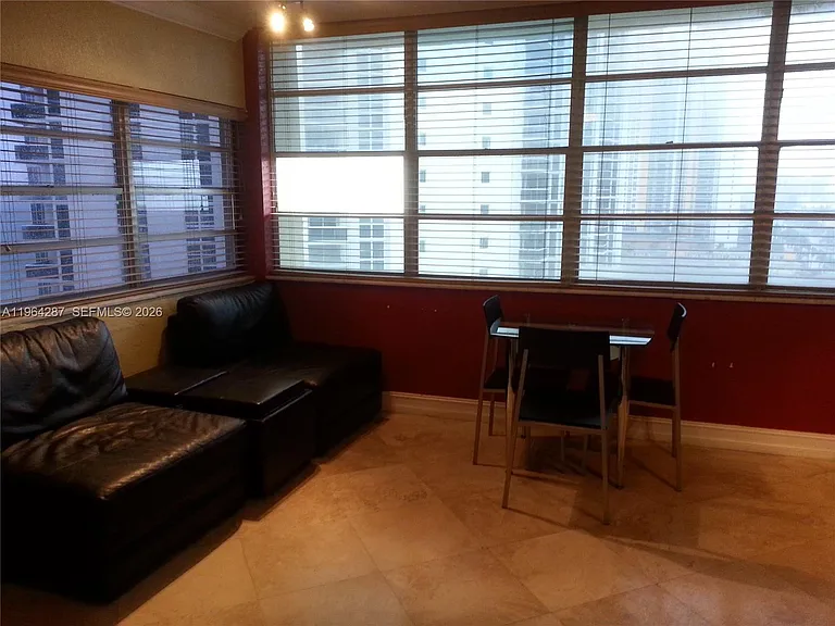 19201 Collins Ave #1044 — Photo 7