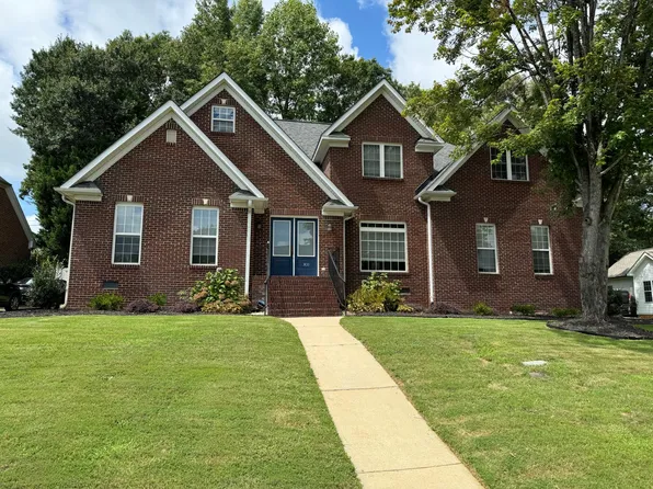 303 Hudders Creek Way, Simpsonville, SC 29680