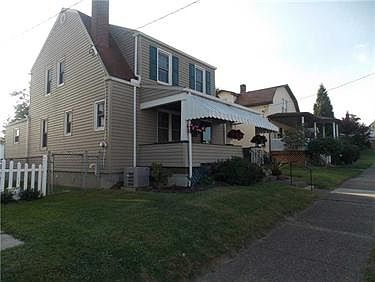 3rd image of 422 Welty St