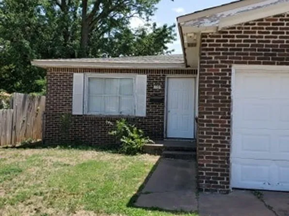 719 W Frantz Ave, Enid, OK 73701
