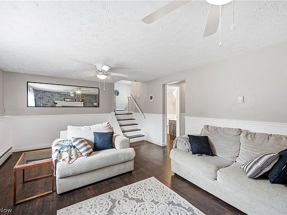 4th image of 1004 Plymouth Dr