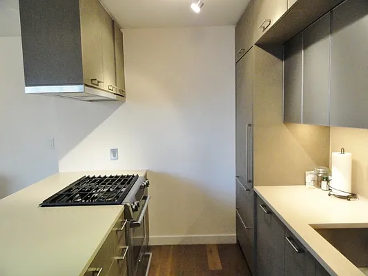 Rented by Battery Park Realty | media 38