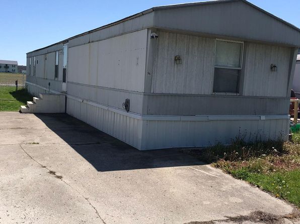 96 Easy Breeze Trailer Park #96