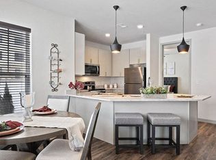 The Villas at Ridgeview Falls Apartments, Olathe, KS 66062