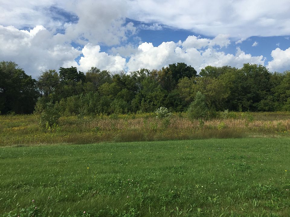 2nd image of 7918 Creek View Ln