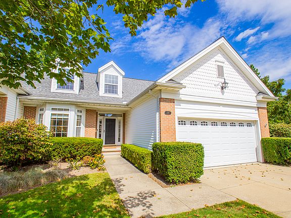 3rd image of 131 Rosebury Ct #35