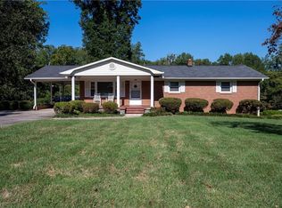 700 Inland Dr, Kernersville, NC 27284