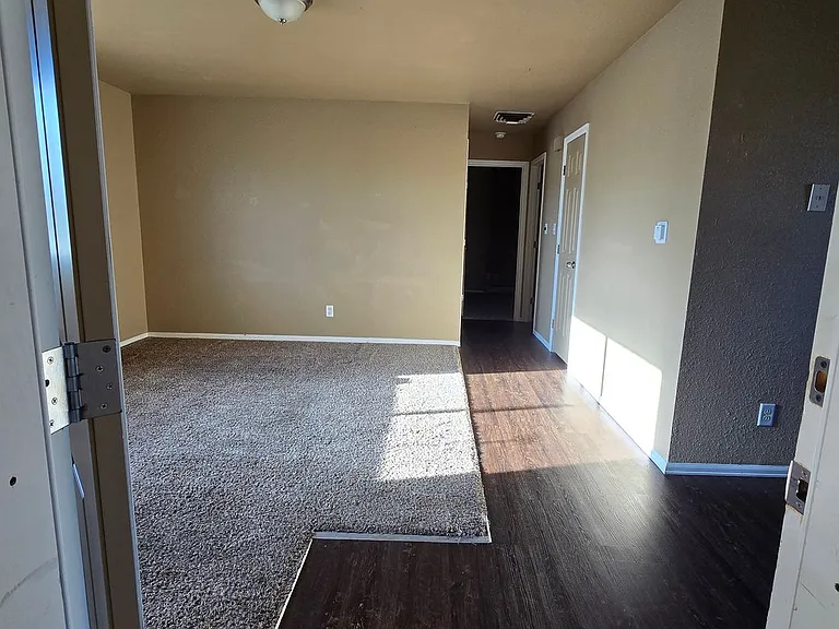 3299 Lombardy Ln #C — Photo 2