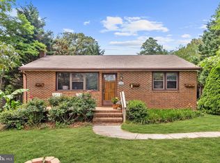 1096 Skyway Dr, Annapolis, MD
