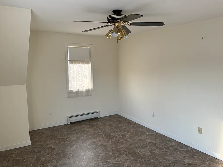 44 John Howland Dr — Photo 14