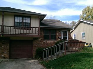 12932 Beacon Ave, Grandview, MO 64030