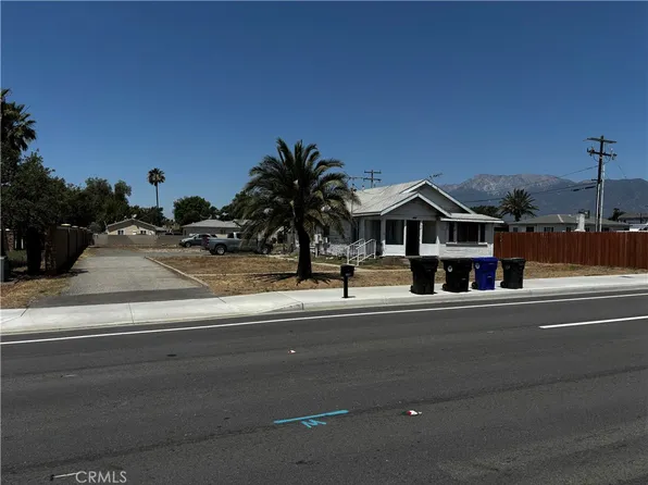 7790 Sierra Ave, Fontana, CA 92336
