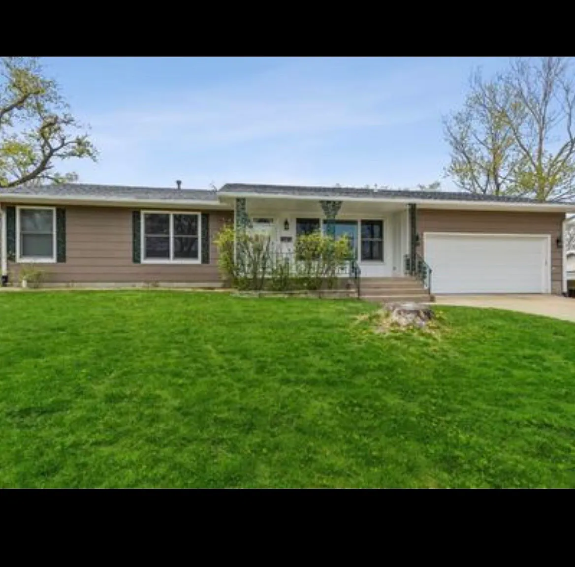 3 bed, 2448 sqft, $2,795 — Photo 1
