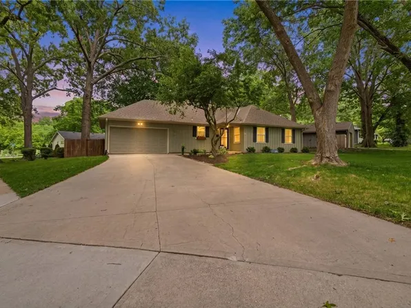 6018 W 78th Ter, Prairie Village, KS 66208