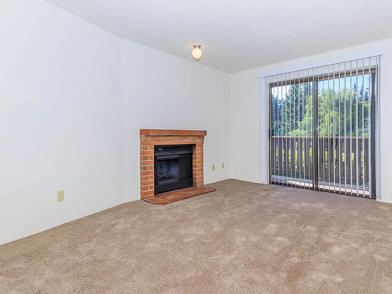 Autumn Ridge Apartments — Photo 28