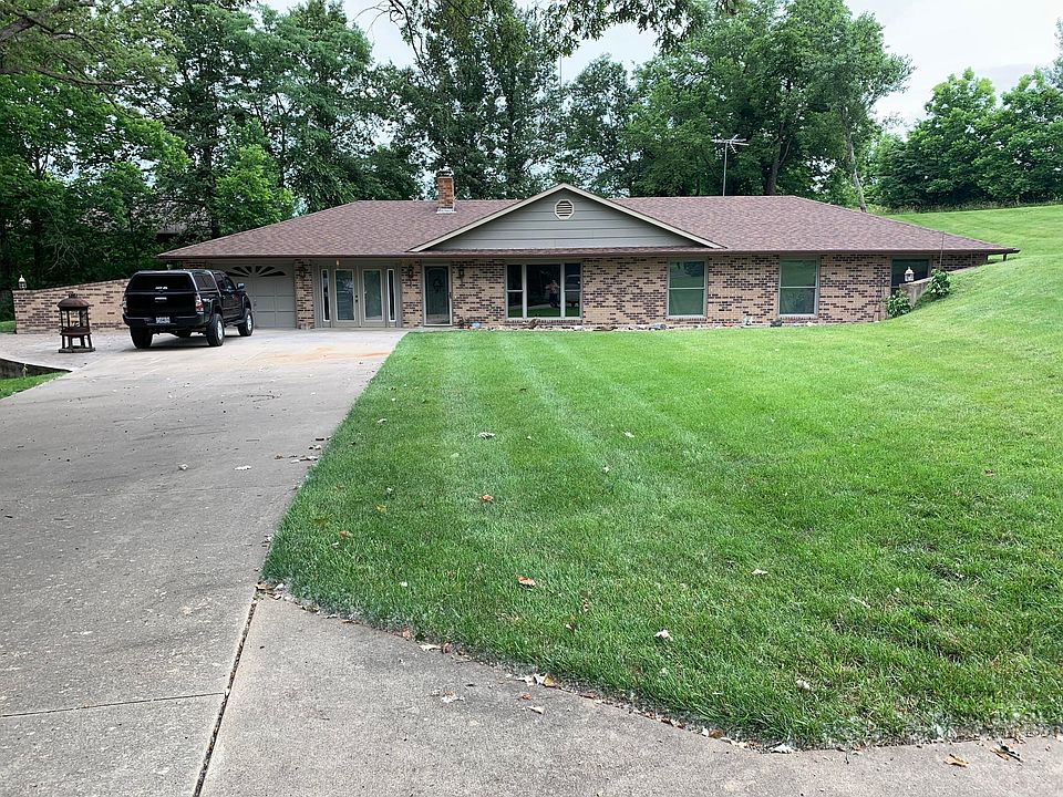 1st image of 17915 Scenic Dr