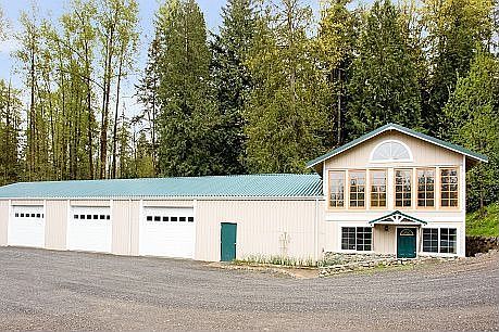 4000 sf shop + 1600 sq ft office/dwelling