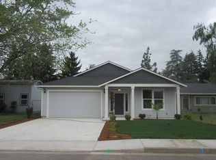 226 Stowers Rd, Molalla, OR 97038